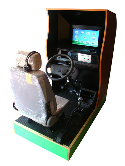 汽車(chē)駕駛模擬器